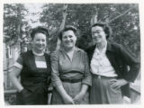 Dorothy Edelstein Sinykin, Bertha Edelstein Karon, and Ruth Edelstein Karon