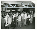 New students registration lines in Administration Bldg.