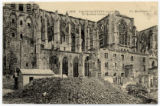 2893. Saint-Quentin en ruins la basilique