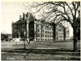 Folwell Hall. Minneapolis Campus