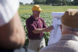 Seth Naeve, soybeans, Agronomy Centennial tours, St. Paul Campus, August, 2010.